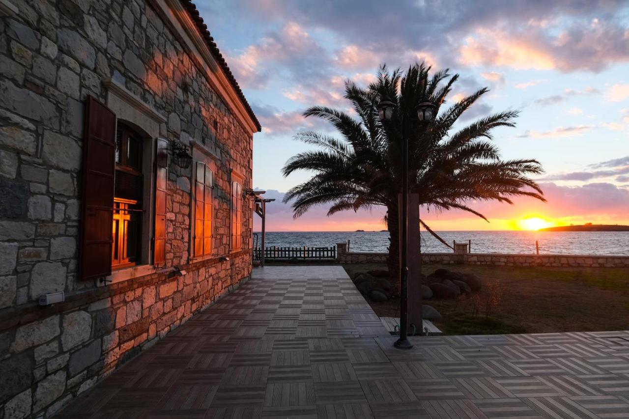Lavantali Konak Otel Restoran Сеферихисар Экстерьер фото